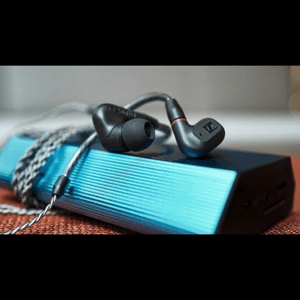 Thumbnail of the video review https://www.youtube.com/watch?v=pEtByJDEv_8