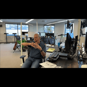 Thumbnail of the video review https://www.youtube.com/watch?v=VJdzhxQcsWo