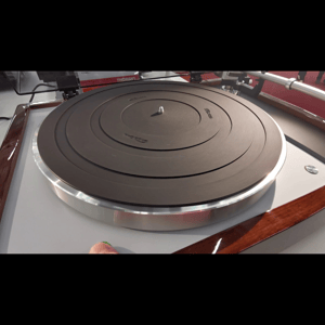 Thumbnail of the video review https://www.youtube.com/watch?v=8sSF8iE47pA