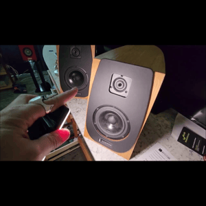 Thumbnail of the video review https://www.youtube.com/watch?v=xkmrn0qBpho