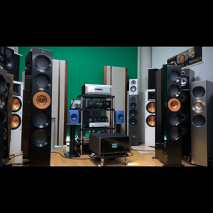 Thumbnail of the video review https://www.youtube.com/watch?v=xoMQK6MDm4o