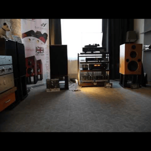 Thumbnail of the video review https://www.youtube.com/watch?v=OHPUylJI7oI