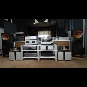 Thumbnail of the video review https://www.youtube.com/watch?v=dTrB1yTcxLA