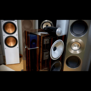 Thumbnail of the video review https://www.youtube.com/watch?v=b_LtdT2rzWc