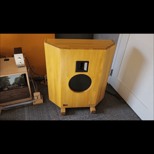 Thumbnail of the video review https://www.youtube.com/watch?v=_DXxbBUCIb0