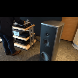 Thumbnail of the video review https://www.youtube.com/watch?v=Xfm_MOwJJSo