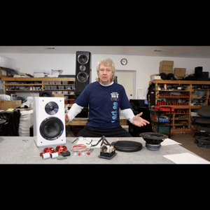 Thumbnail of the video review https://www.youtube.com/watch?v=zLu_6N3MoJ4