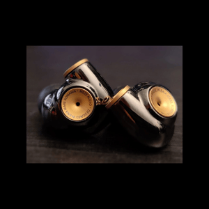 Thumbnail of the video review https://www.youtube.com/watch?v=DcmeXN6ZlaA