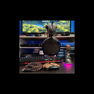 Thumbnail of the video review https://www.youtube.com/watch?v=zYWQq_rs1H4