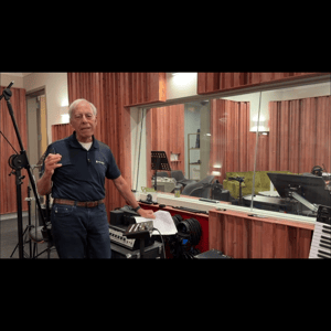 Thumbnail of the video review https://www.youtube.com/watch?v=SQdHKo9EfLo