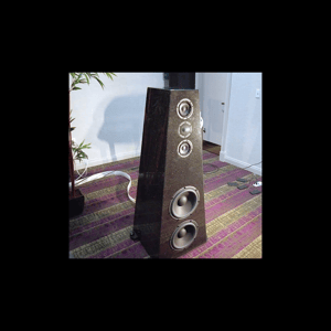 Thumbnail of the video review https://www.youtube.com/watch?v=XubDmLEvdBk