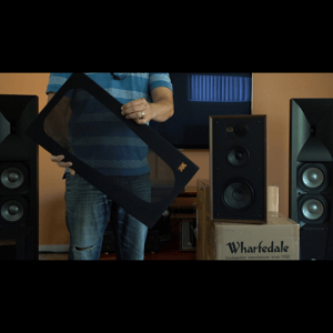 Thumbnail of the video review https://www.youtube.com/watch?v=8Et-dWyyx0Q