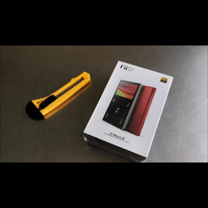 Thumbnail of the video review https://www.youtube.com/watch?v=v8Z0Raan2gE