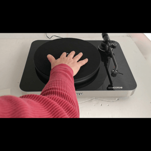 Thumbnail of the video review https://www.youtube.com/watch?v=cYjHCIL12Zo