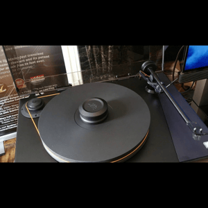 Thumbnail of the video review https://www.youtube.com/watch?v=64JBv2XMmiY