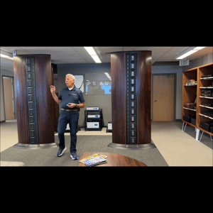 Thumbnail of the video review https://www.youtube.com/watch?v=SQCDDGKi9pQ