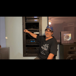 Thumbnail of the video review https://www.youtube.com/watch?v=yK5uHr2xrTo