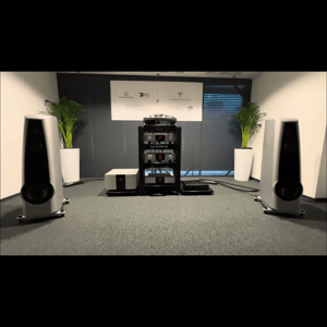 Thumbnail of the video review https://www.youtube.com/watch?v=JX87PlkDVG0