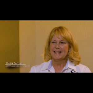 Thumbnail of the video review https://www.youtube.com/watch?v=dHjNZ_fQmaM