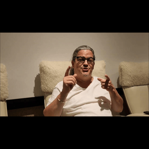 Thumbnail of the video review https://www.youtube.com/watch?v=kc_9e0Gr8Jg