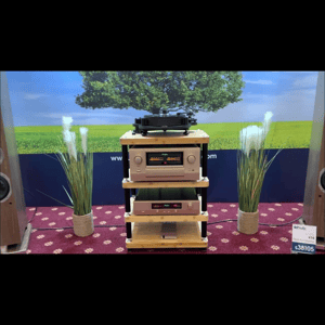 Thumbnail of the video review https://www.youtube.com/watch?v=r0DiXL3N3Kg