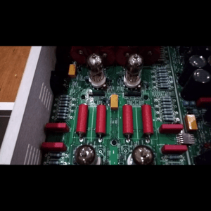 Thumbnail of the video review https://www.youtube.com/watch?v=UrjRjjTPqeU