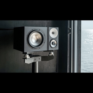 Thumbnail of the video review https://www.youtube.com/watch?v=aWpCzzBHgoc