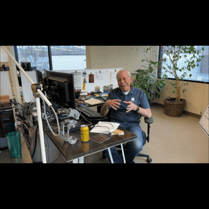 Thumbnail of the video review https://www.youtube.com/watch?v=MaYz9hwXWXo