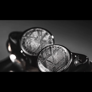 Thumbnail of the video review https://www.youtube.com/watch?v=oMAaEUnSpYc