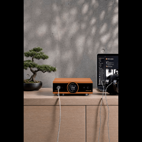 Crius H5S combines high-end headphone and  hi-fi performance in one compact case