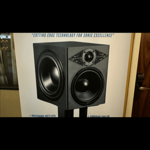 Thumbnail of the video review https://www.youtube.com/watch?v=YuW4f3-sS7g