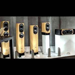 Thumbnail of the video review https://www.youtube.com/watch?v=EQnSA7pTnsg