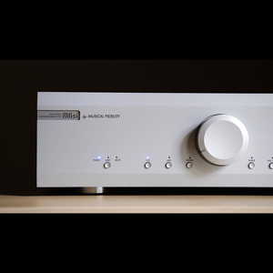 Thumbnail of the video review https://www.youtube.com/watch?v=AoEPNmIeNOQ