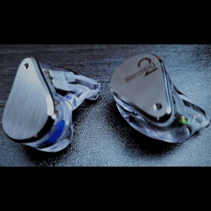 Thumbnail of the video review https://www.youtube.com/watch?v=gMIEv9C64qM