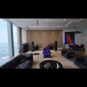 Thumbnail of the video review https://www.youtube.com/watch?v=RGwp-EAg5xQ