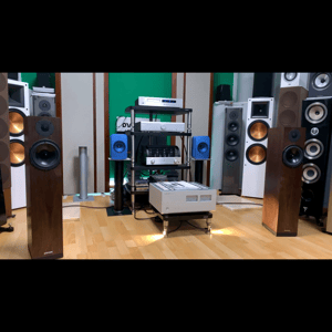 Thumbnail of the video review https://www.youtube.com/watch?v=EVFiobHXD9U