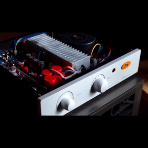 Thumbnail of the video review https://www.youtube.com/watch?v=tRgme7vXTQ0