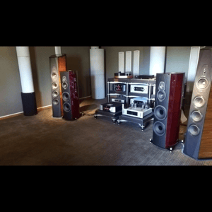 Thumbnail of the video review https://www.youtube.com/watch?v=ZiN7e3I9ZFI