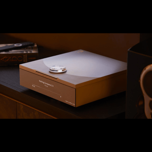 Thumbnail of the video review https://www.youtube.com/watch?v=hAPuhhgo4mc