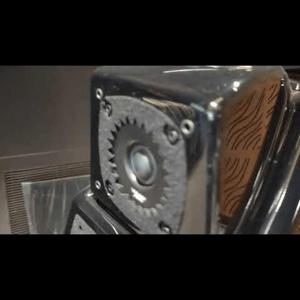 Thumbnail of the video review https://www.youtube.com/watch?v=Xhe6YjfCd6c