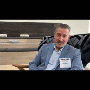 Thumbnail of the video review https://www.youtube.com/watch?v=_mcLxt0gCfc