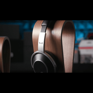 Thumbnail of the video review https://www.youtube.com/watch?v=Vr06vSEyN24