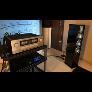 Thumbnail of the video review https://www.youtube.com/watch?v=8iggwi-cS7A