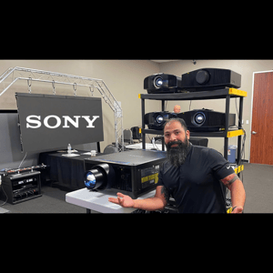 Thumbnail of the video review https://www.youtube.com/watch?v=m0Iq4SO6-hU