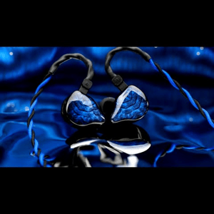 Thumbnail of the video review https://www.youtube.com/watch?v=mERpUNHKAxM