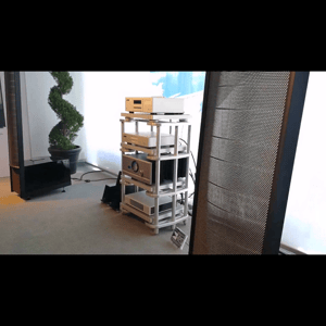 Thumbnail of the video review https://www.youtube.com/watch?v=ZkY7bSExWkQ