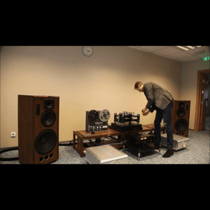 Thumbnail of the video review https://www.youtube.com/watch?v=YcCTwHvhTyY