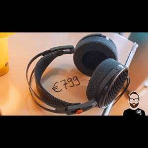 Thumbnail of the video review https://www.youtube.com/watch?v=QAvgumjVJsA