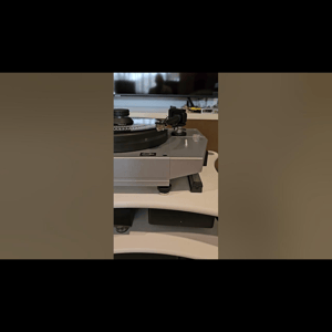 Thumbnail of the video review https://www.youtube.com/watch?v=czzcviQmYzc