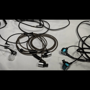 Thumbnail of the video review https://www.youtube.com/watch?v=ZoTKf92yrdQ